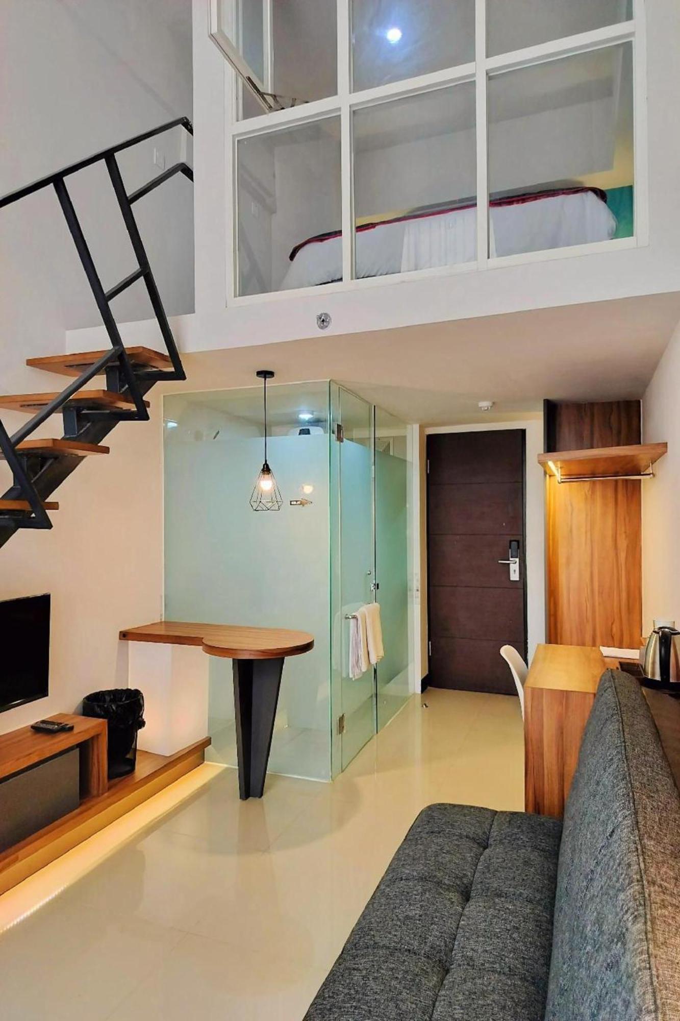 Hotel Super Oyo Collection O 30 Amega Crown Sub Gununganjar